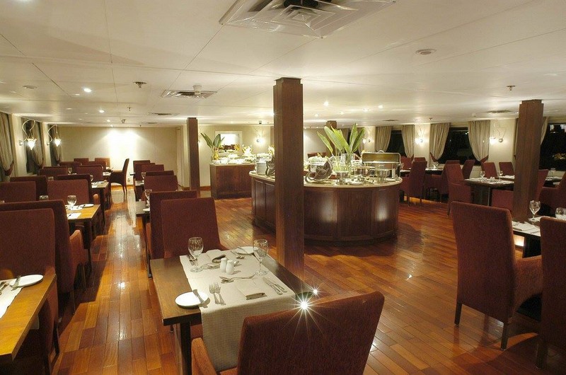 Luxury Nile Cruise Yacht Alexander the Great restaurant