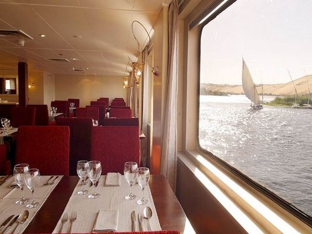 Luxury Nile Cruise Yacht Alexander the Great dinner for two
