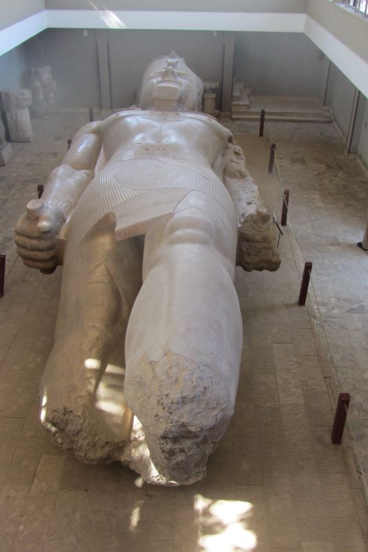 Kairo Memphis Alabaster Kolossalstatue Ramses II